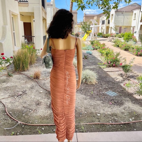 NEW NBD Natasha Maxi Dress in Mocha/Mauve Size M - Picture 8 of 10